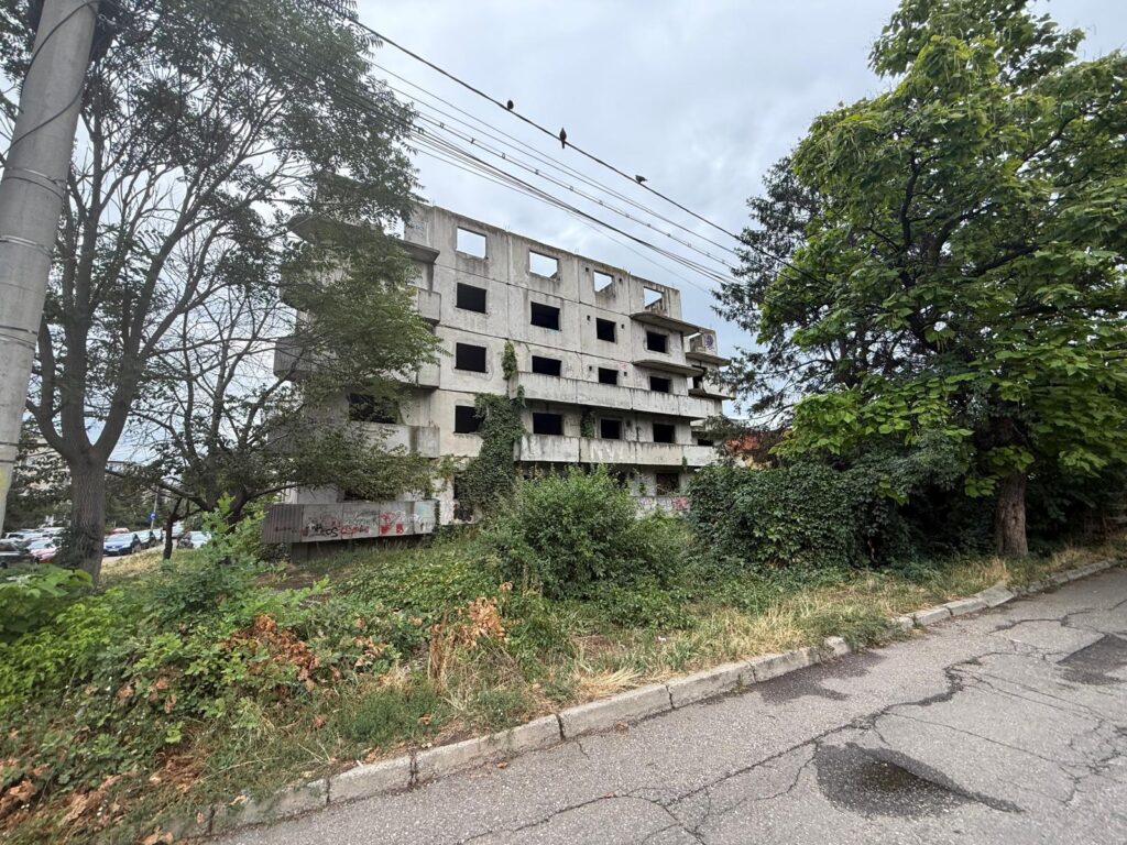 Dărâmare bloc Tudor Vladimirescu
