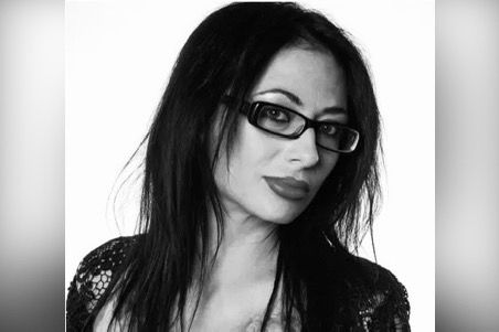 Ioana Popescu, jurnalista și actrița controversată, a murit la 45 de ani! Soc în lumea media din România