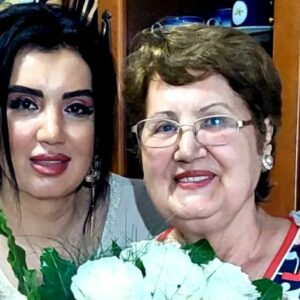 Adriana Bahmuțeanu și mama ei