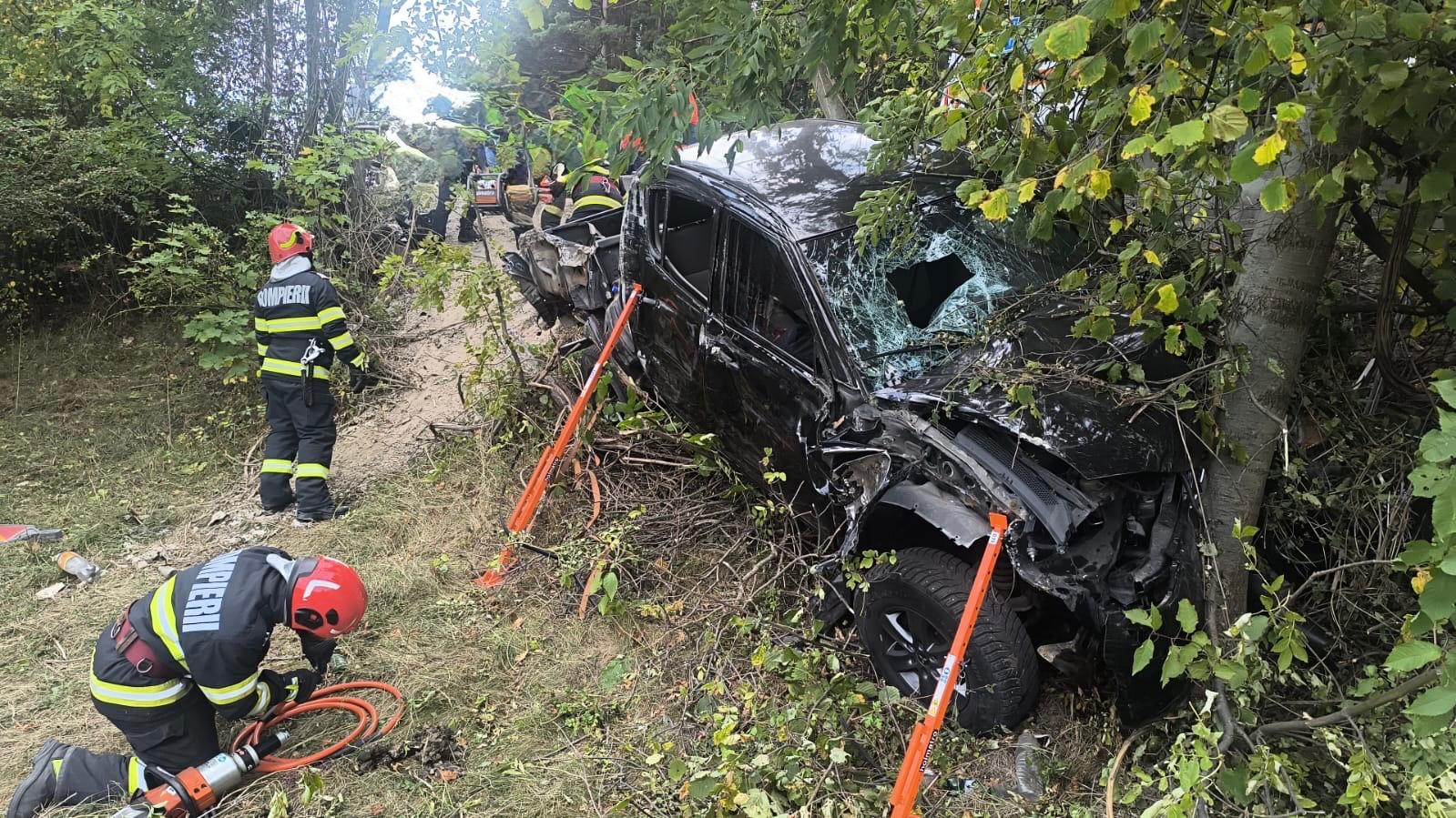 Accident mortal în Argeș. Autoturism prăbușit în râpă
