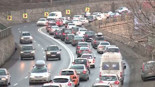 Ceață și vizibilitate redusă pe DeX12 și drumuri naționale: Cum se circulă pe autostrăzi