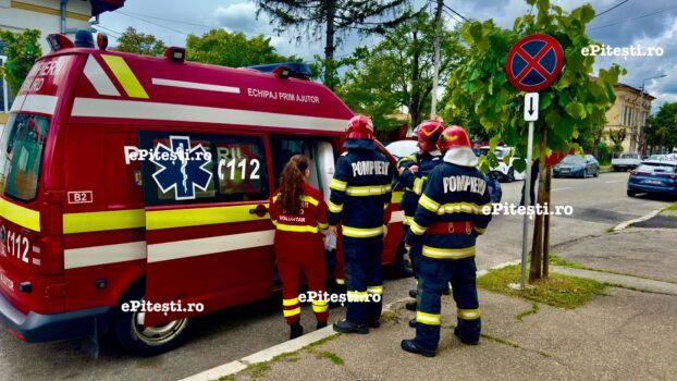 O mamă și copilul ei, loviți pe trecere! Femeia de 35 de ani a murit