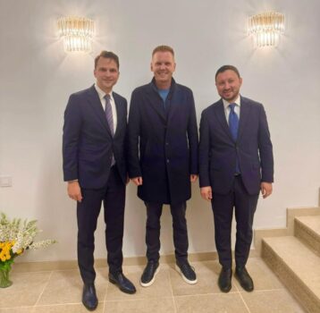 Alin Călinescu, liderul PNL Mioveni, prezent la un eveniment marcant al liberalilor