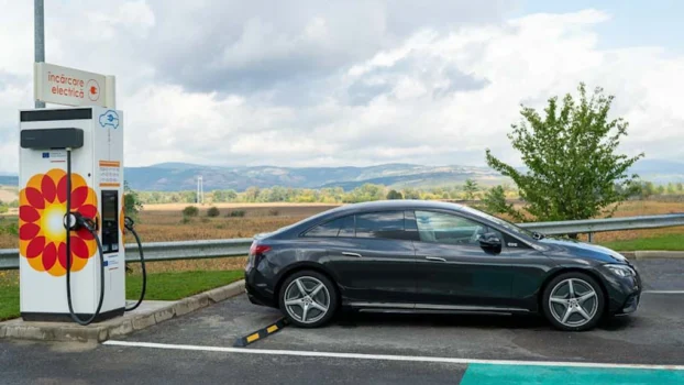 11 stații de încărcare rapidă pentru mașini electrice pe A1!