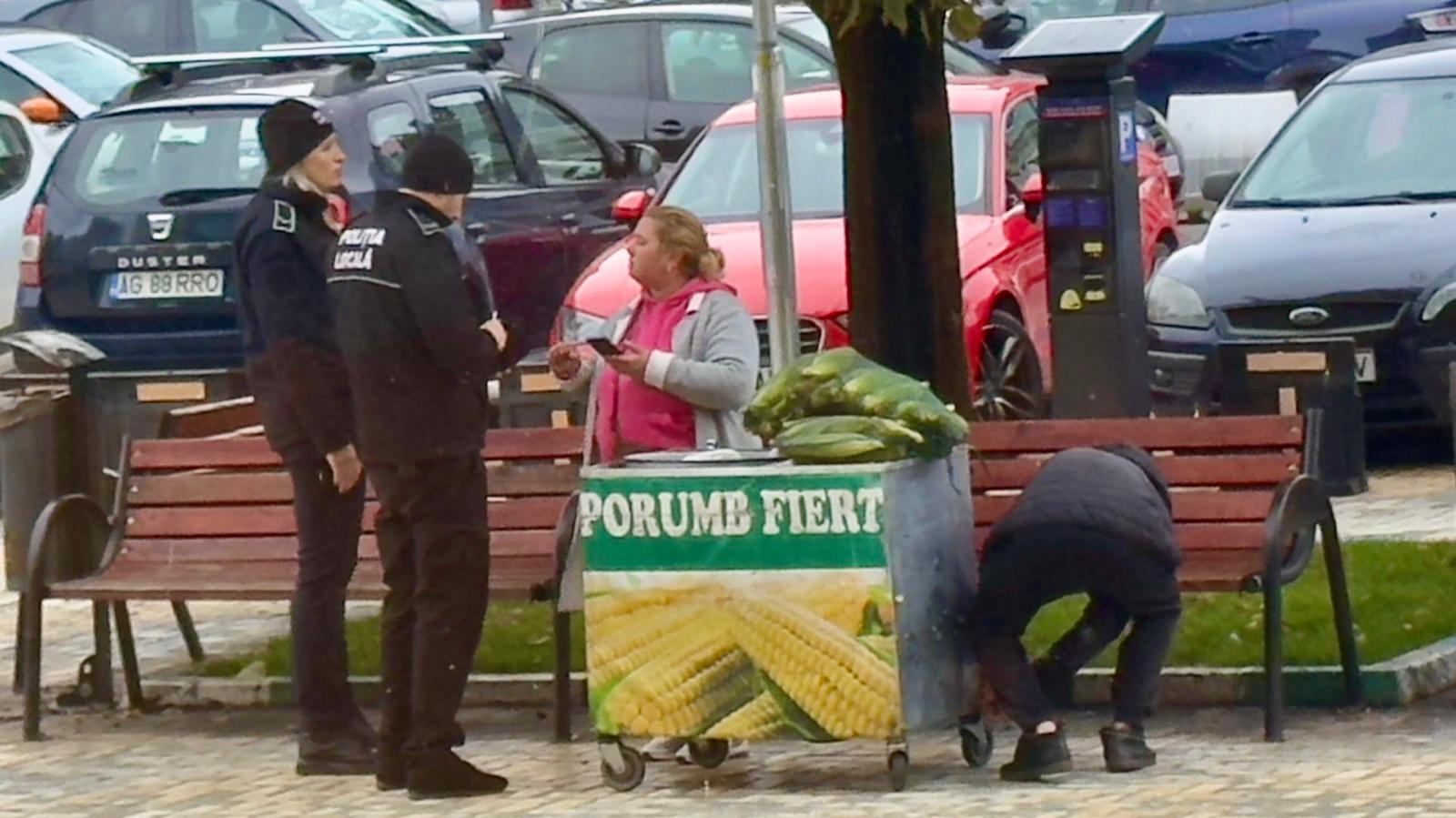 Amendați pentru că vindeau porumb fiert în Centru!