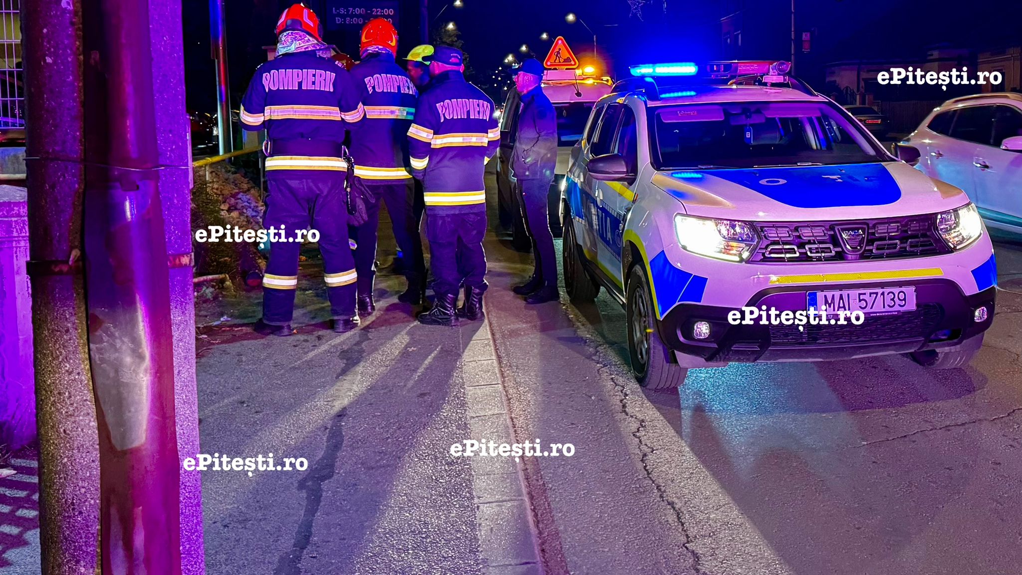 Argeș. Puștan de 22 de ani, băut bine, a izbit o mașină parcată!