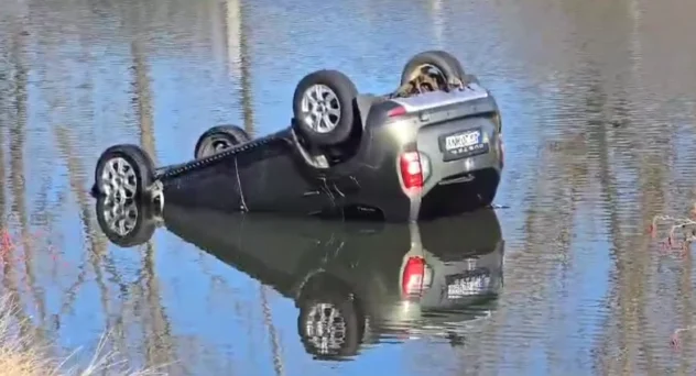 Argeș. Mașină căzută în apă la Băiculești!