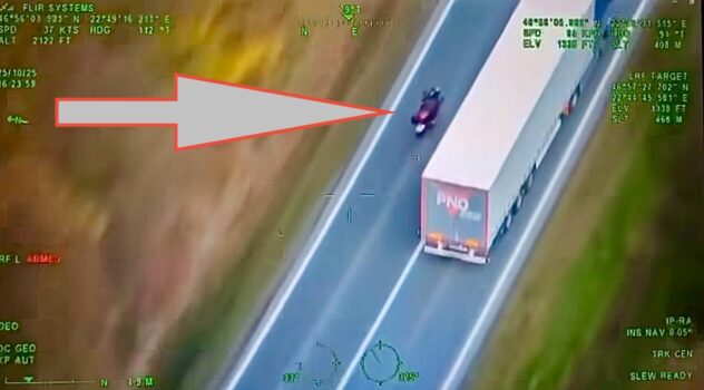 Motociclist filmat din elicopter: 13 sancțiuni, 780 de zile „pieton” și 3200€ amendă!
