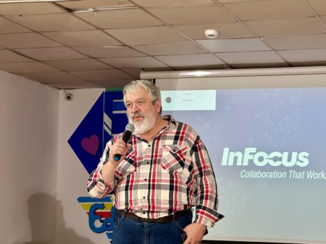 Dan Barbu, director Asociația de Inițiere în Robotică și IT