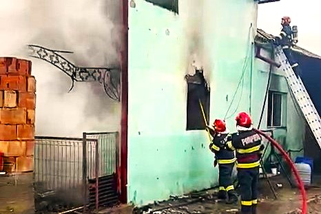 Argeș: Le-a explodat casa!