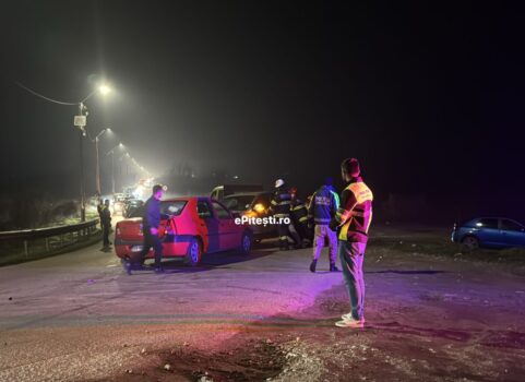 Argeș. Puștan de 22 de ani, băut bine, a izbit o mașină parcată!