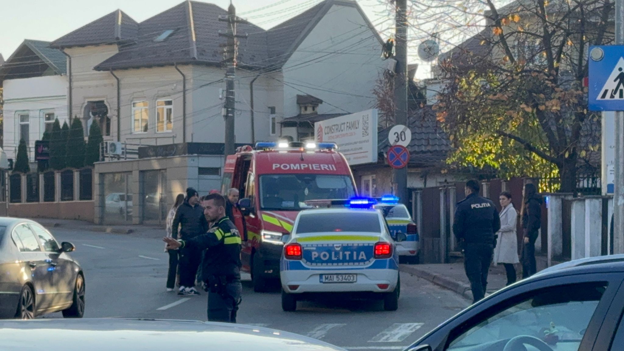Pitești. Fată de 15 ani spulberată pe trecerea de pietoni
