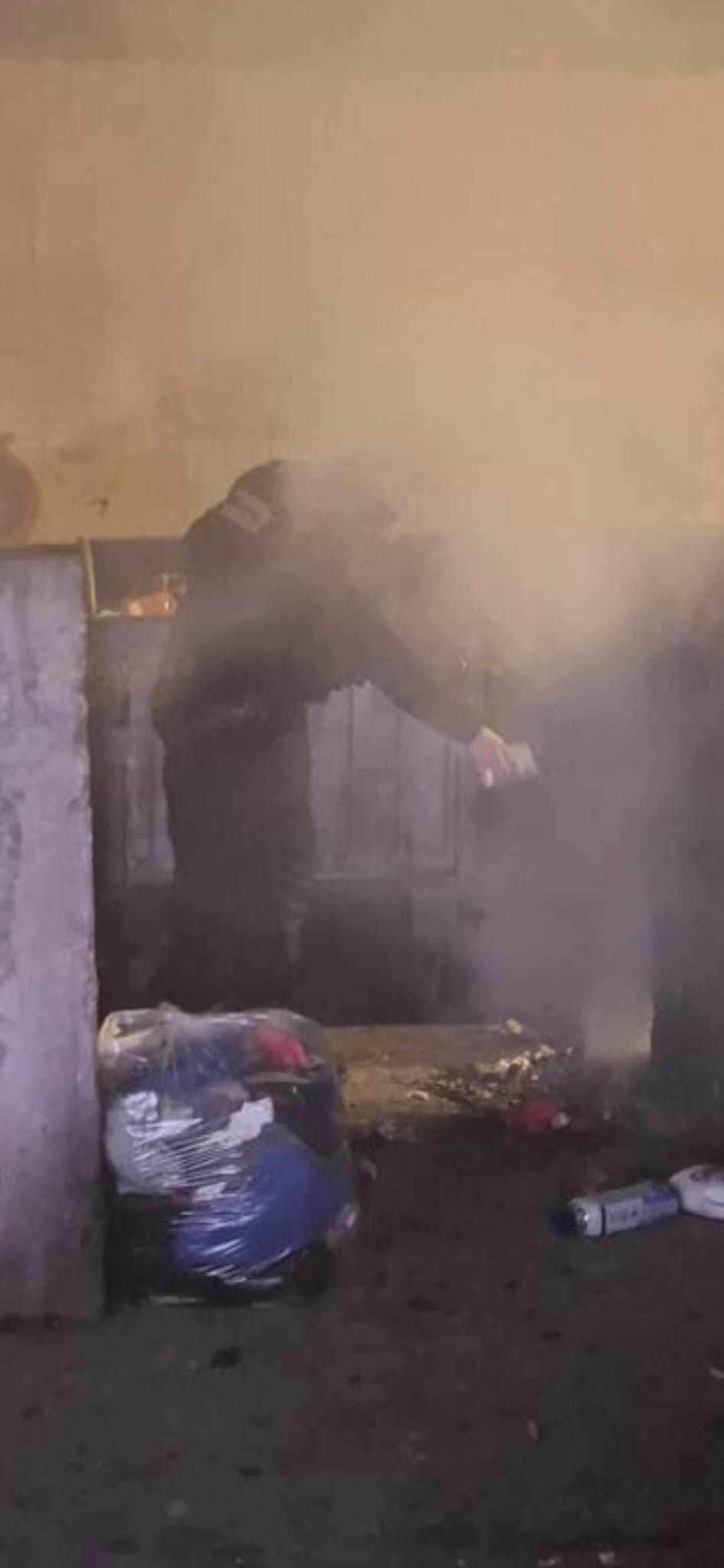 Polițist local, incendiu