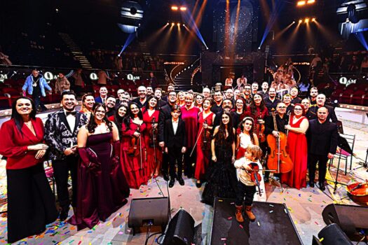 La doar 12 ani, o elevă din Pitești cântă cu Filarmonica într-un concert simfonic de gală!