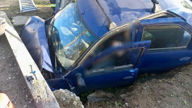 Accident grav în Argeș: Mașină proiectată în șanț