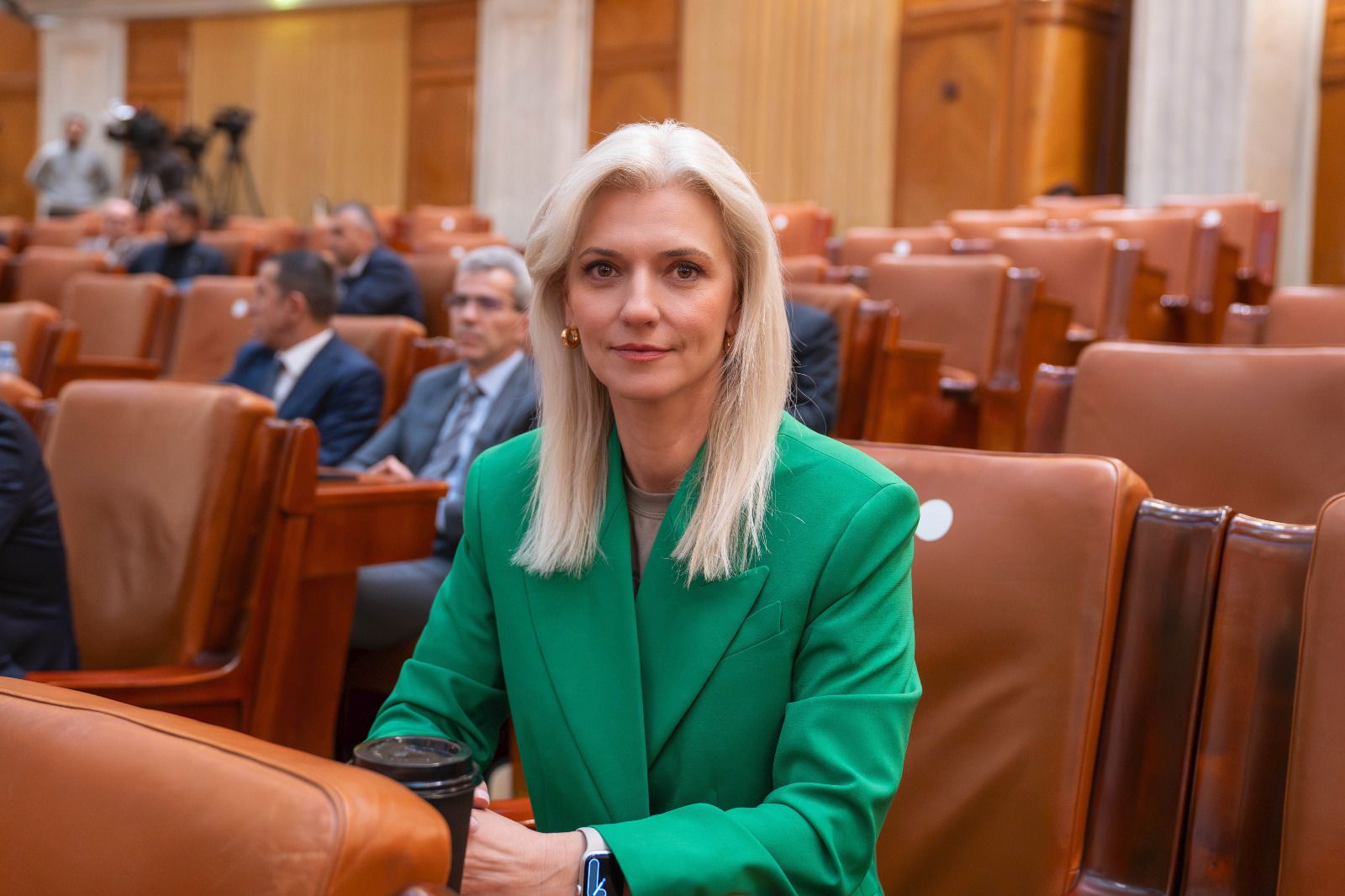 Demersul Alinei Gorghiu produce efecte: CNAIR intervine pe un drum problemă din Argeș