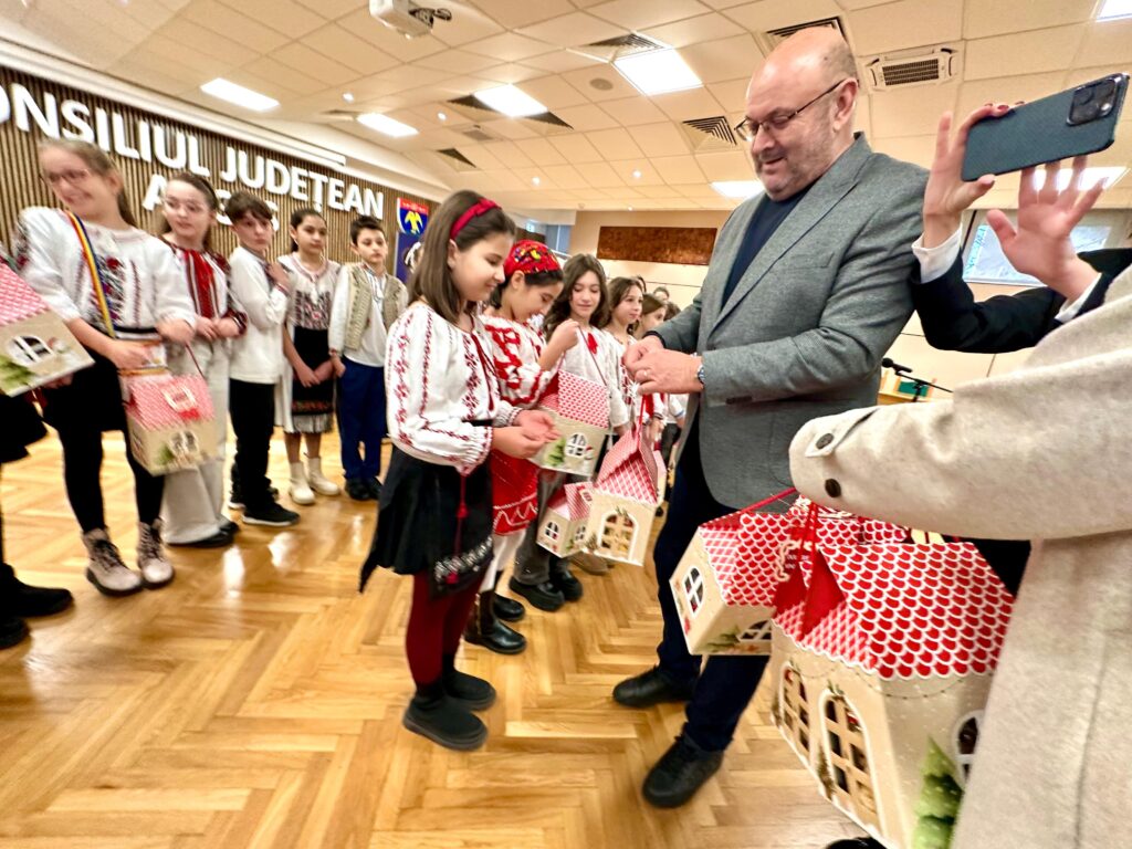 Ion Mînzînă