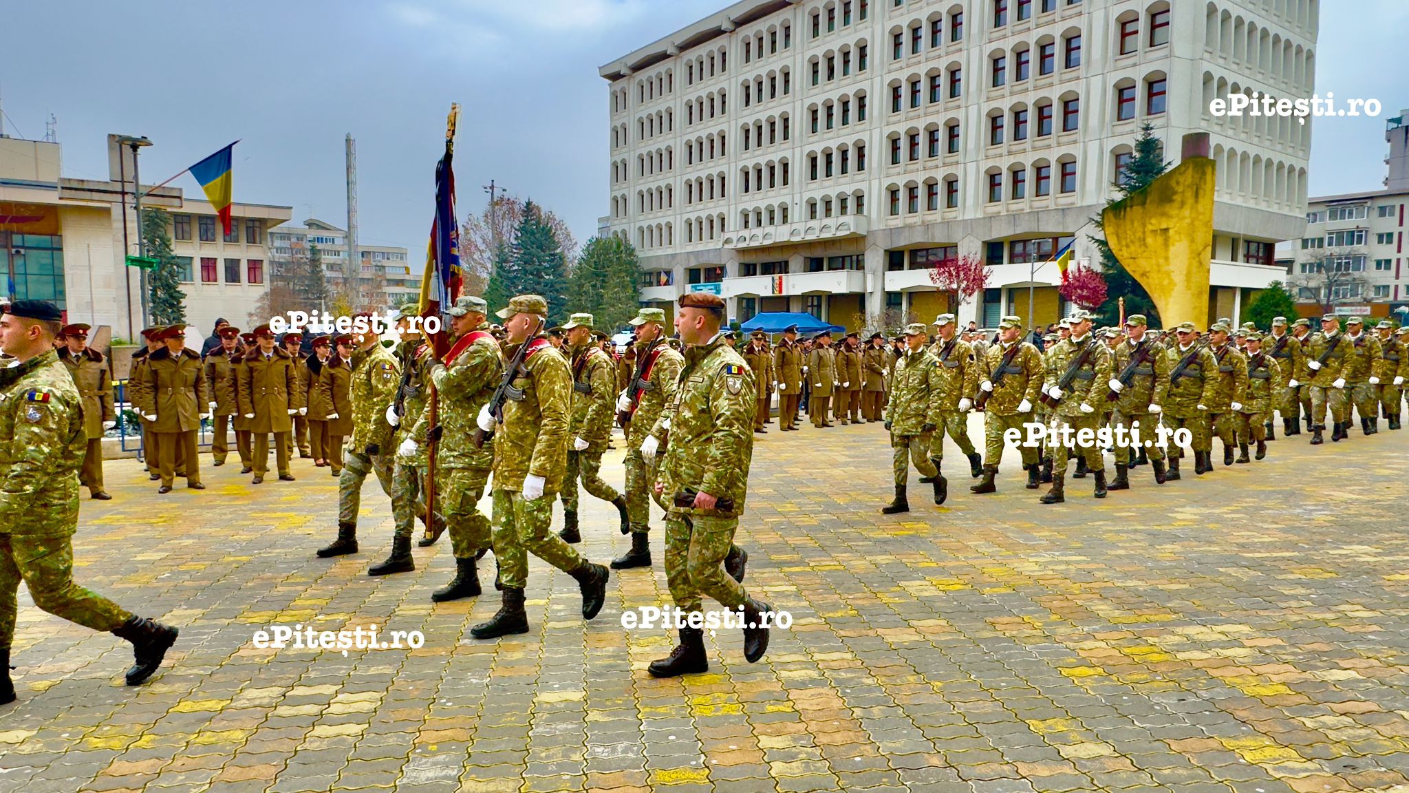 Armata Română caută soldați!