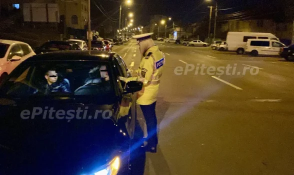Pitești. Pericol pe străzi! Șofer de 30 de ani, drogat la volan în Centru
