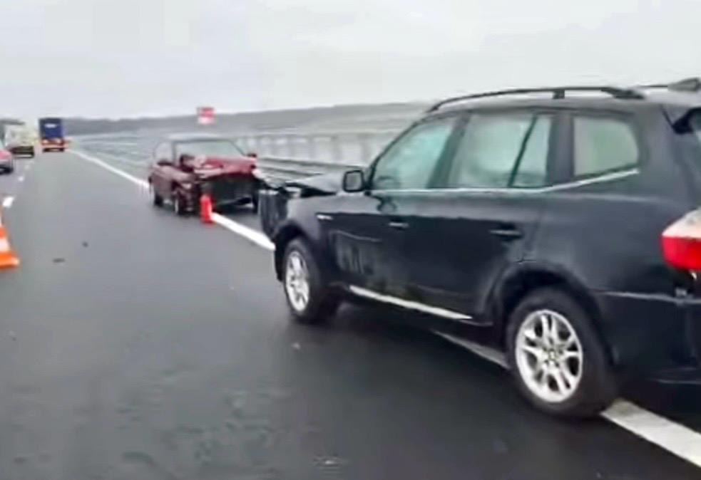 Accident pe DEx Pitești-Craiova, acum! BMW, implicat