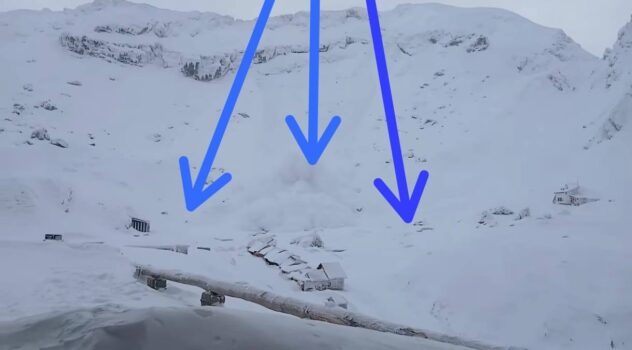 Două persoane, în pericol după o avalanșă uriașă la Bâlea Lac