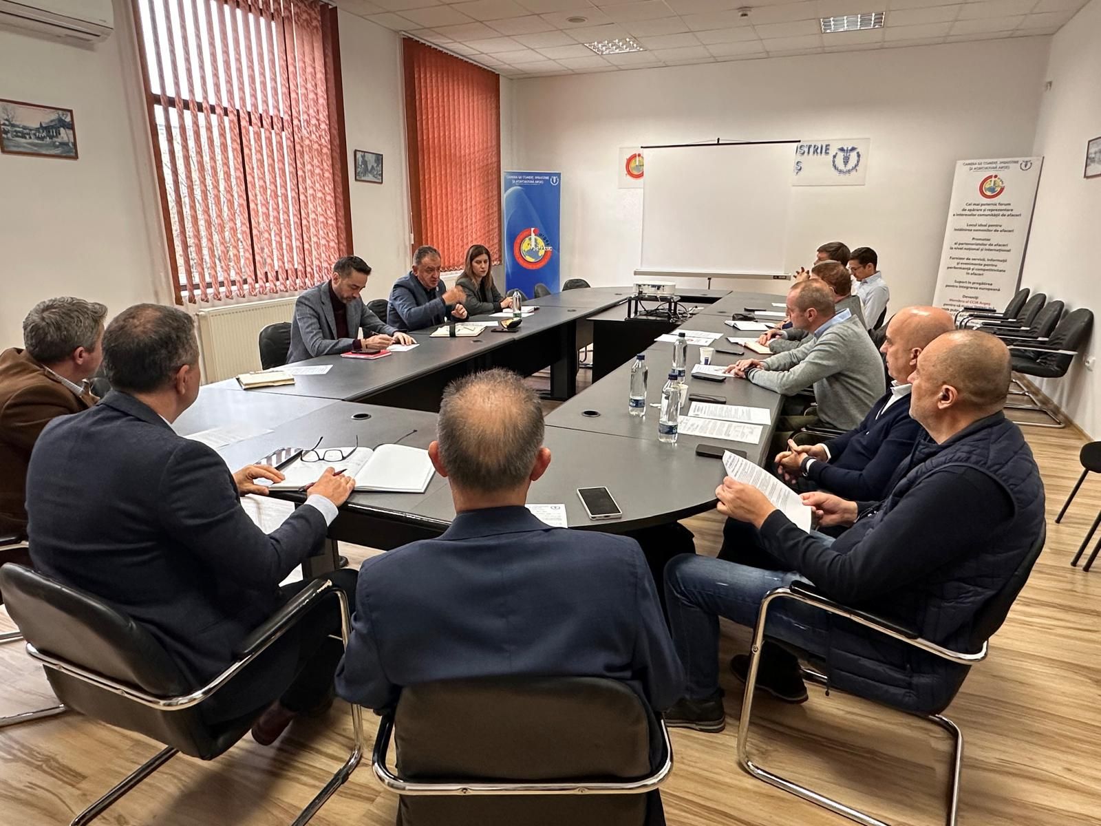 Pitești. Edilul Gentea, întâlnire cu reprezentanții Camerei de Comerț și Industrie Argeș