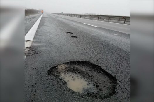 Autostrada A1 București-Pitești, plină de „cratere”