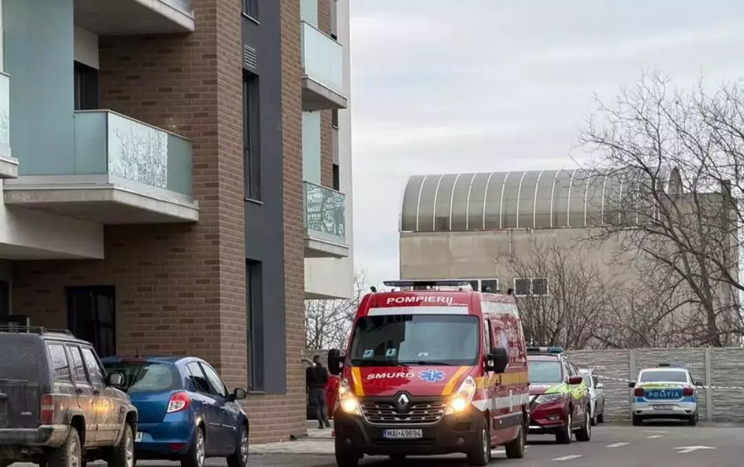 Tragedie la Oradea: Copil de 14 ani, mort după ce a căzut în gol