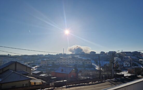 Alertă în Bradu, Argeș: Incendiu violent izbucnit într-o gospodărie