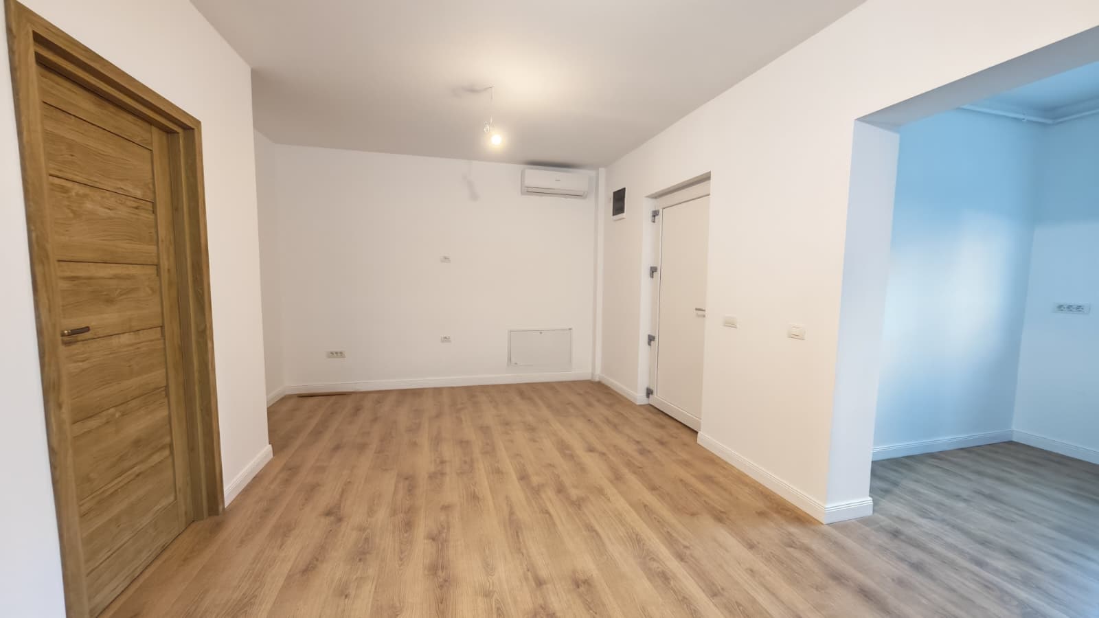 Apartamente Mircea Eliade