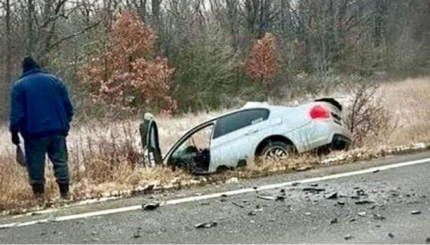 Un tânăr a murit într-un BMW, pe DN65 Pitești–Slatina, în Lunca Corbului