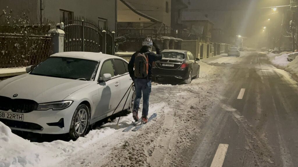 Pe schiuri spre muncă