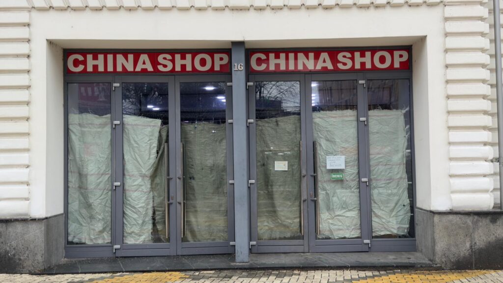 Închidere China Shop