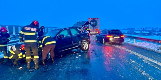Accident pe DEx12, Pitești-Craiova! Mașină cu anvelope de vară, implicată!