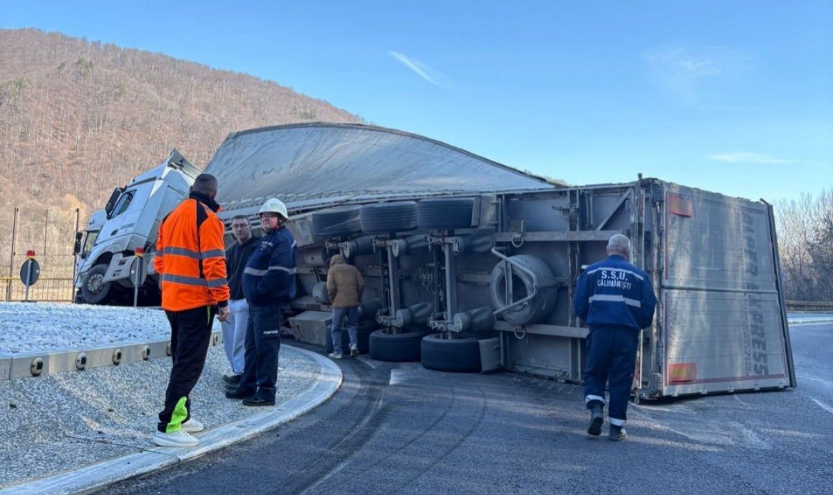 Incident grav, trafic paralizat: Autotren răsturnat pe DN 7 Pitești-Sibiu