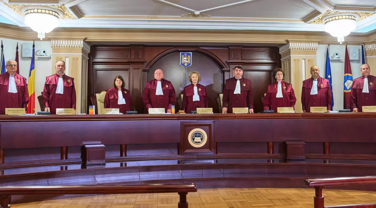 Breaking. Decizia momentului de la Curtea Constituțională - Este vorba despre pensiile speciale