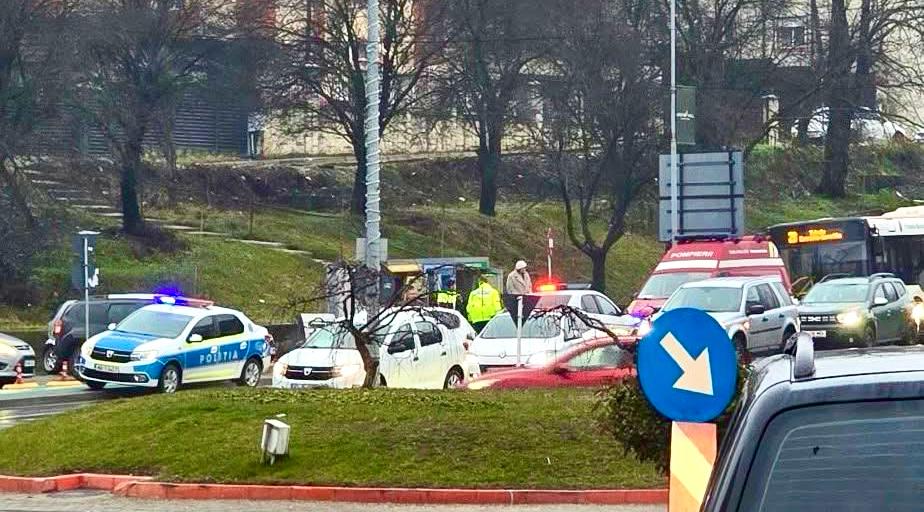 Pitești. Momente de panică într-un autobuz Publitrans