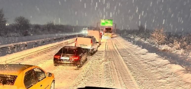 Haos rutier după RO-Alert: Autostrăzi închise și trafic paralizat