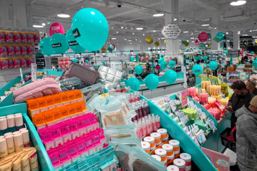 Noul lanț de retail care face furori în Europa intră în România: se deschid peste 10 magazine