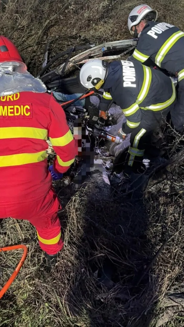 Accident cumplit: Un tânăr