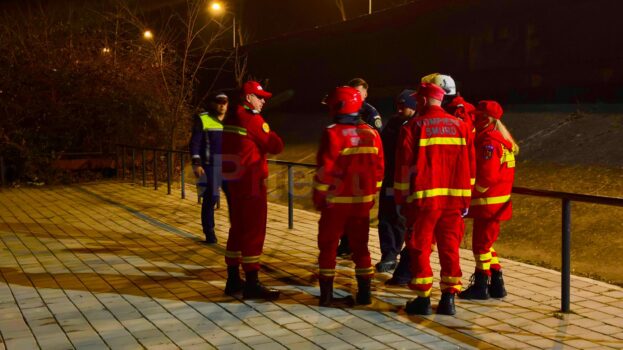 Ore de tensiune în Ștrand: ce au găsit scafandrii în apa râului Argeș