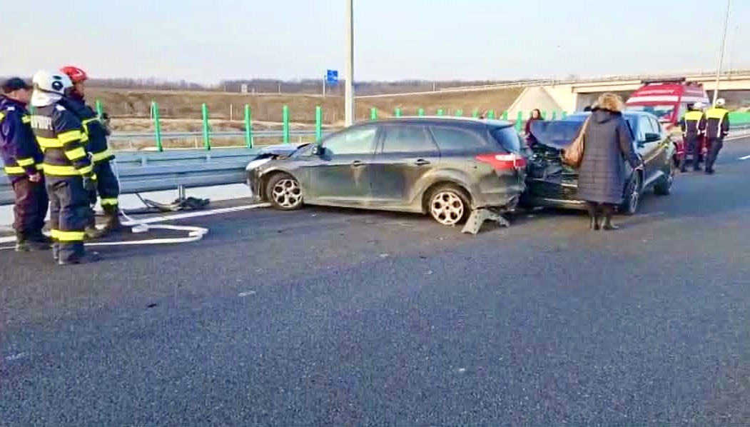 Blocaj pe DEX12! Accident lângă Albota, traficul dat peste cap