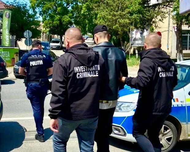 Caz extrem de grav la Pitești! Bărbat, arestat