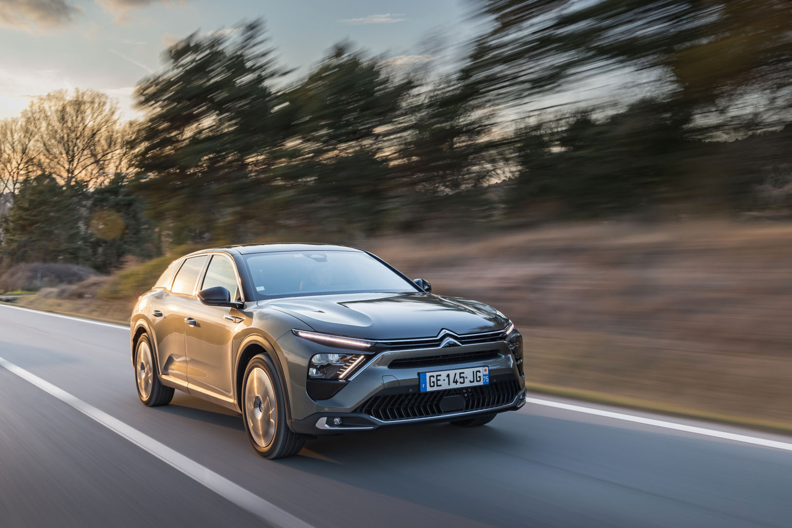 Nava amiral de la Citroën, C5 X, acum la Eurial Pitești!