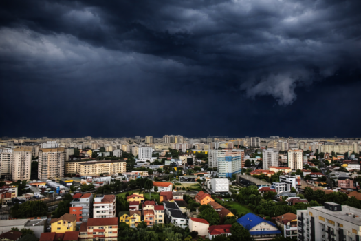 Vremea o ia razna: Ce se întâmplă în următoarele ore