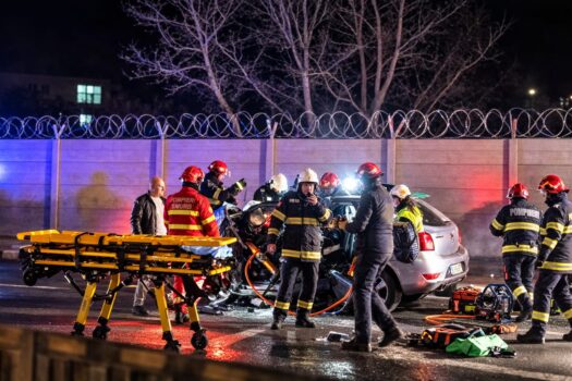 Pitesti. Accident grav, în Trivale! Un BMW, praf!