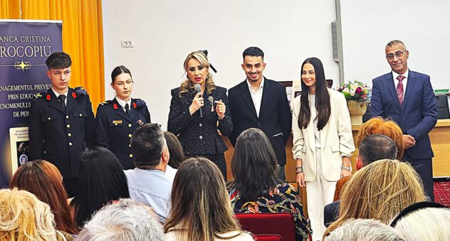 Bianca Cristina Procopiu a lansat la Pitești o carte care poate schimba vieți