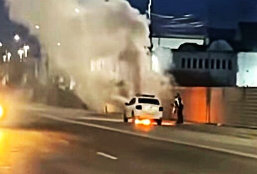 Autospecială de Poliție a luat foc în trafic – VIDEO