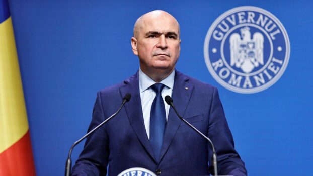 Lovitura de grație a lui Bolojan- INTERZICEREA pensiei cu salariu