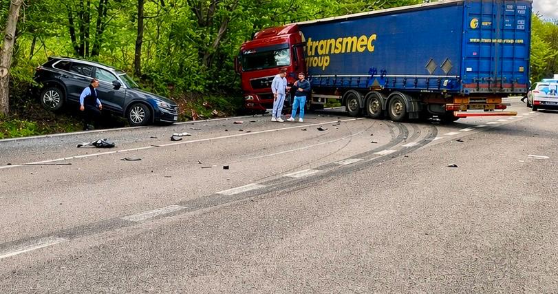 Accident deosebit de grav pe DN7 Pitești–Sibiu